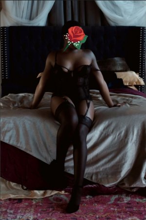 Absatou sex clubs in Montgomery Ohio